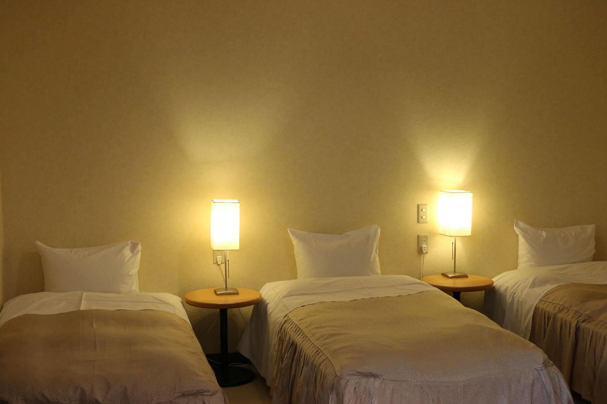 Petit Hotel Enchante Hakuba Bagian luar foto